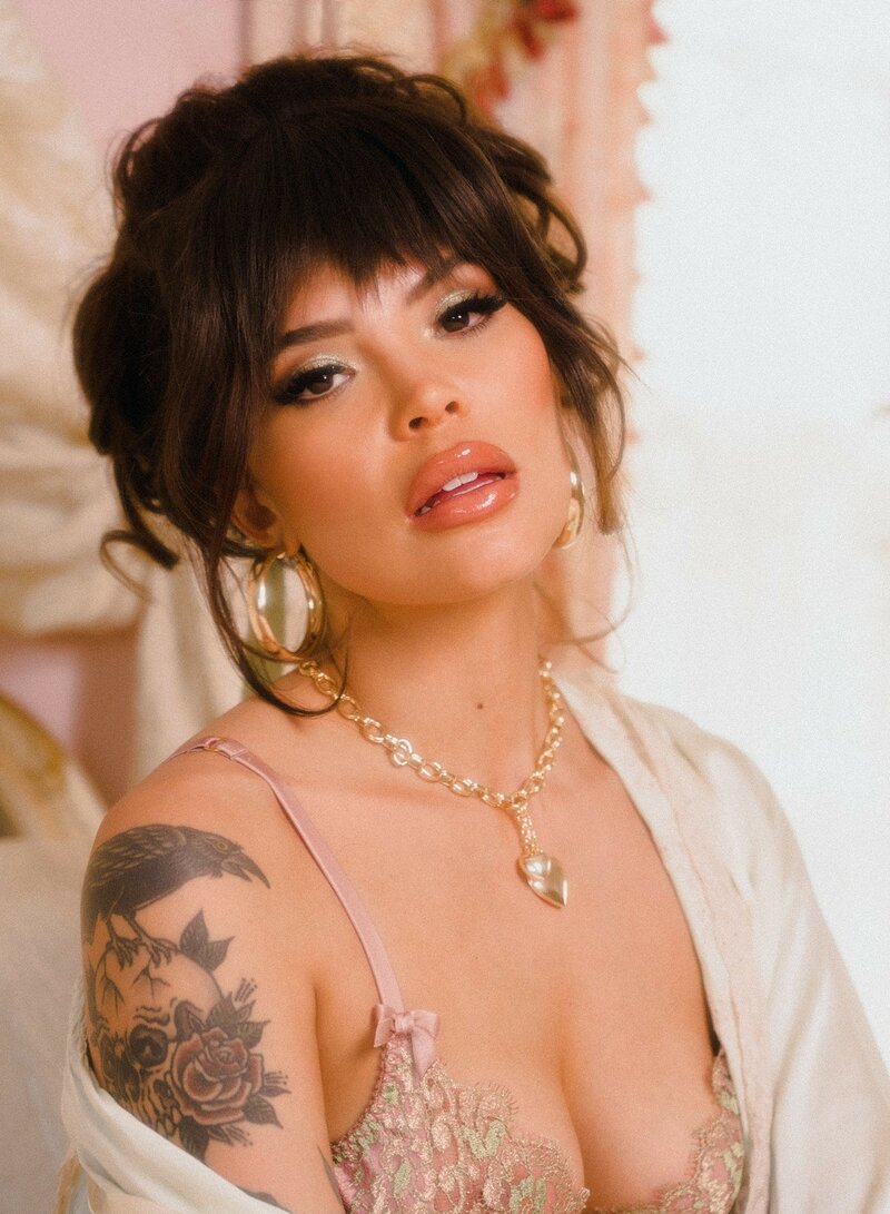 Валентина, 24 года, 1 размер груди