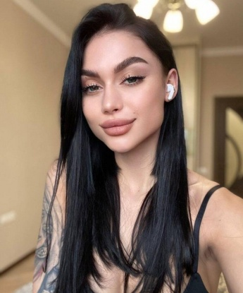 Альбина, 22 года, 1 размер груди